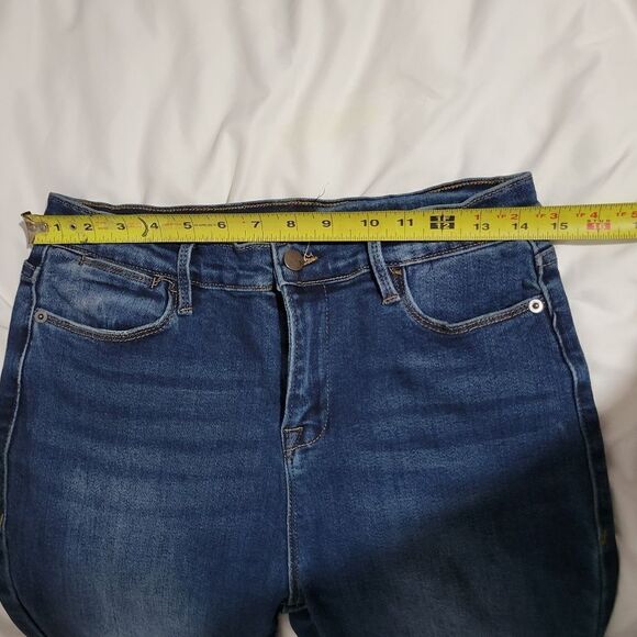 Gibsonlook Essential Mini-Flare Leg Denim Raw Hem - Picture 5 of 12